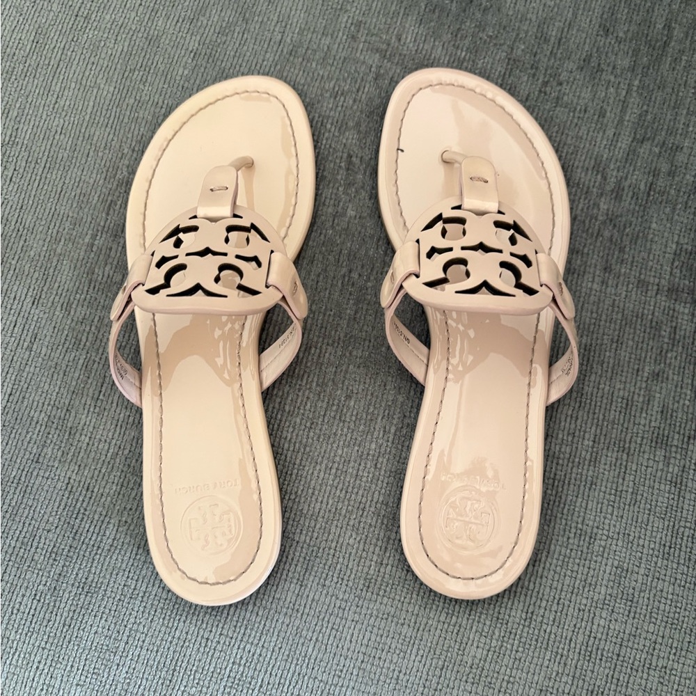 Tory Burch Cream Sandals with Adjustable Straps